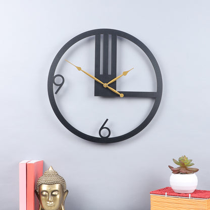 Modern 9 to 6 Engineered Wood Wall Clock with Leather Coating